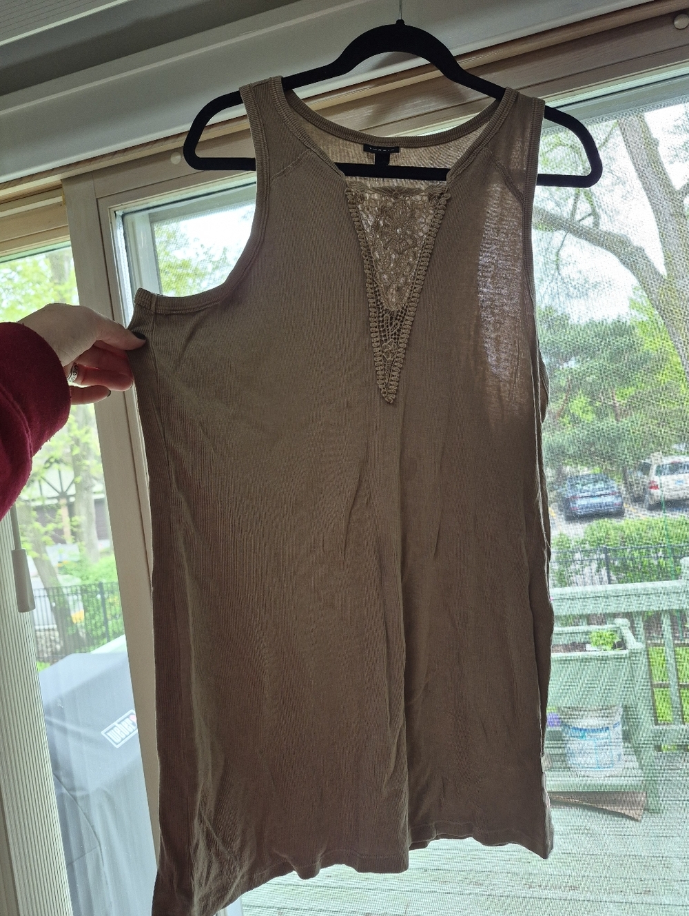 Torrid Crochet Panel Tank Sz 3 - Picture 2 of 6